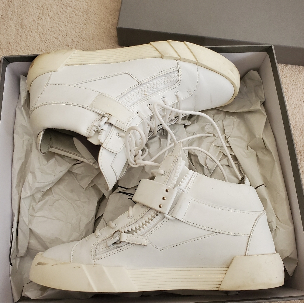 Giuseppe Zanotti Sneakers